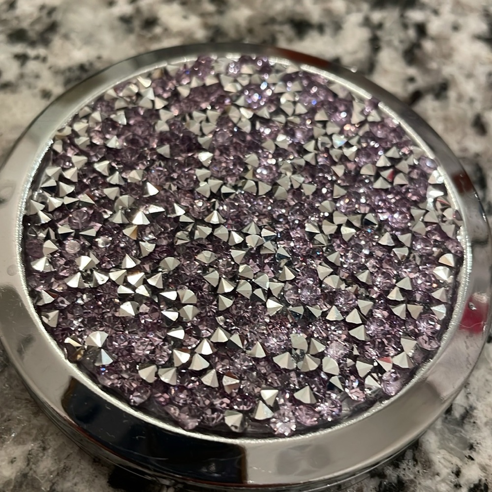 Compact Mirror - Picture 3 of 6